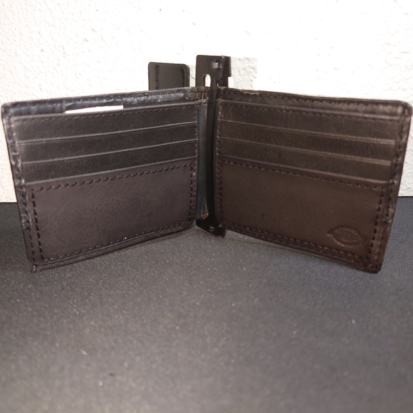 NEW Dickies bifold wallet - Picture 4 of 4
